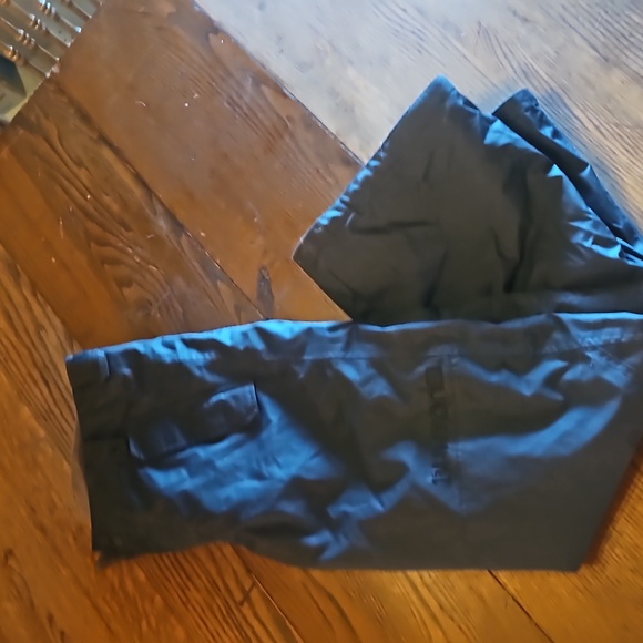 Burton Ski pants. - Picture 2 of 8
